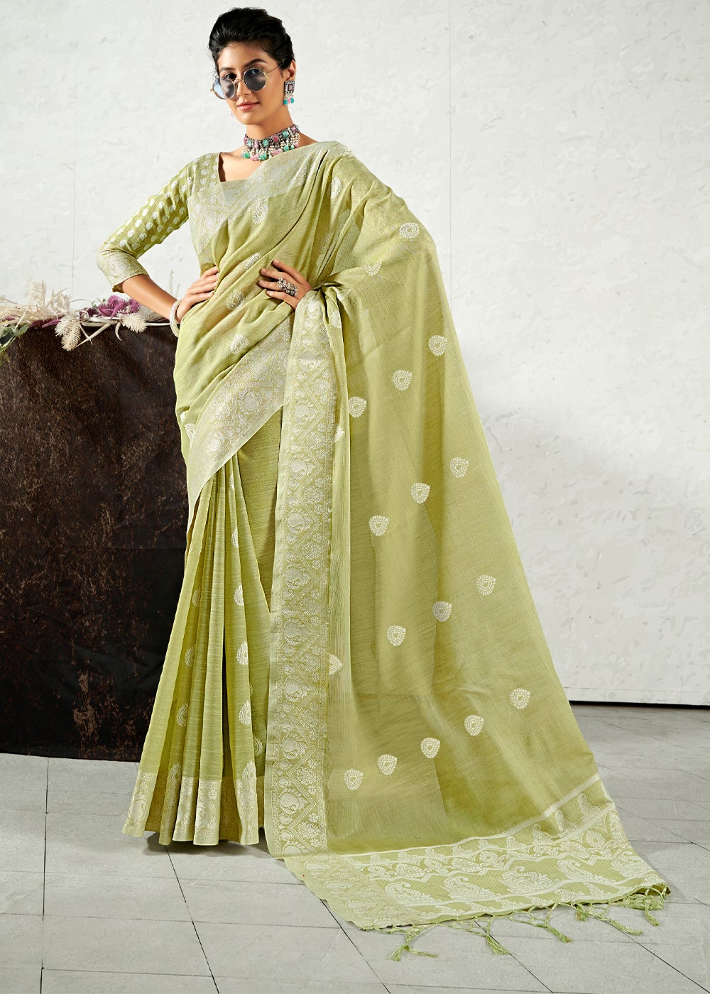 Buy MySilkLove Green Smoke Zari Woven Linen Saree Online