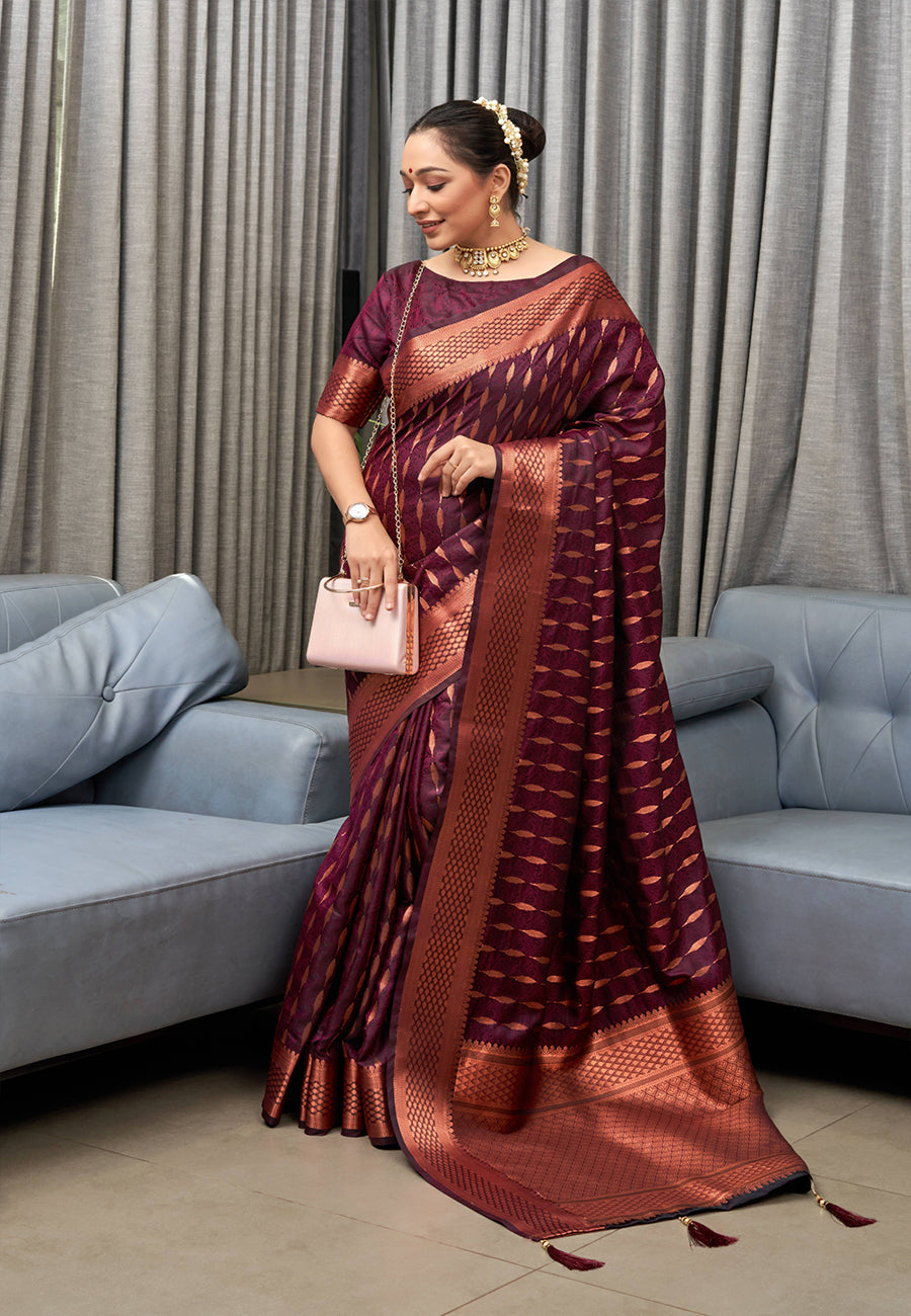 Buy MySilkLove Orchid Purple Woven Banarasi Silk Saree Online