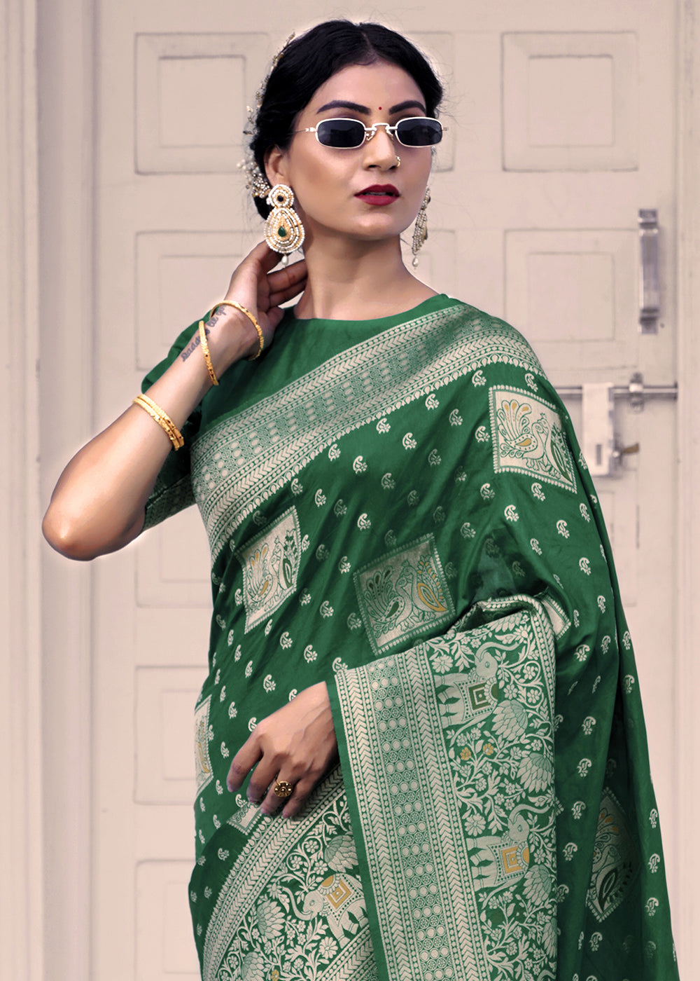 Buy MySilkLove Everglade Green Banarasi Saree Online