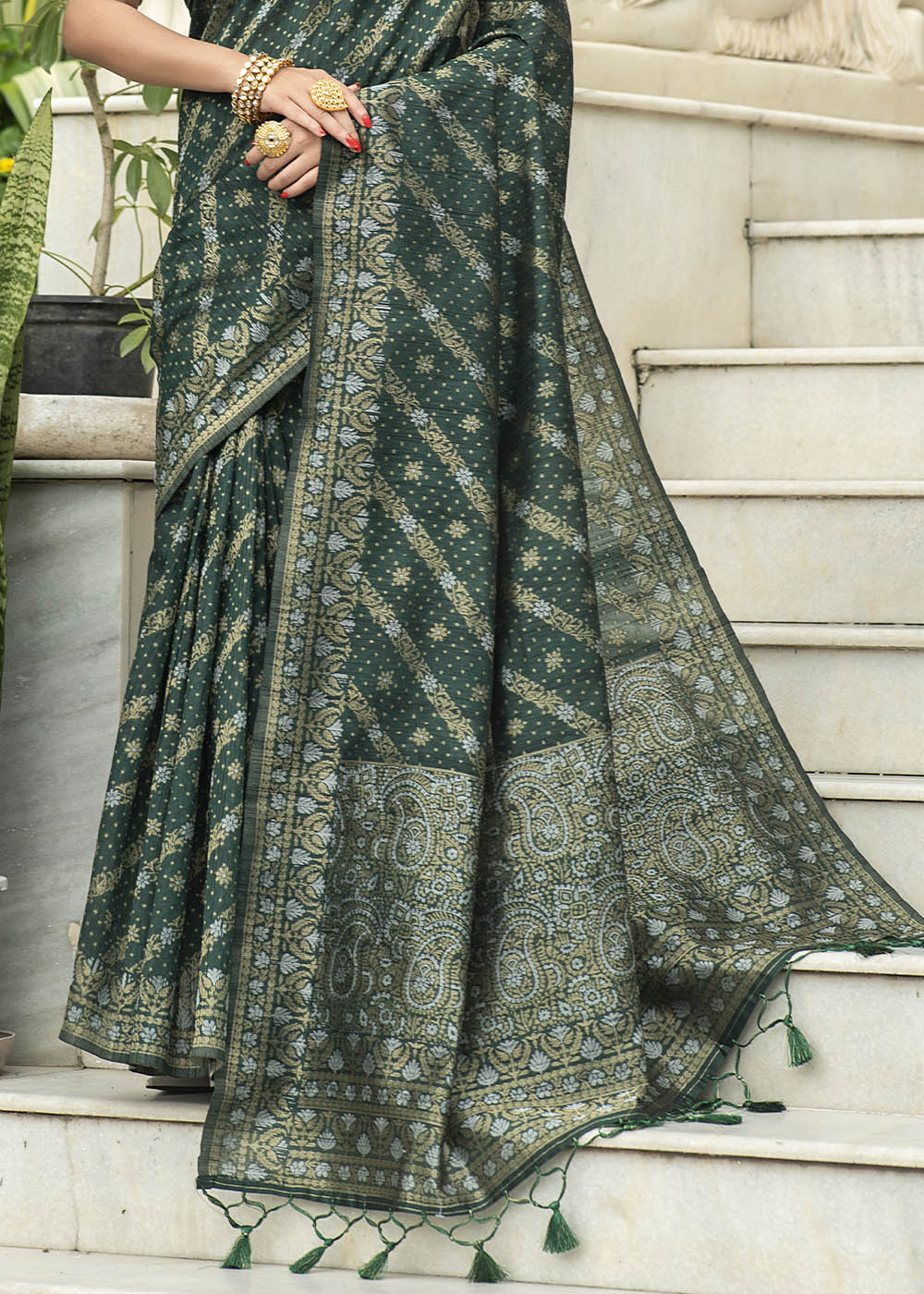 Buy MySilkLove Sark Green Zari Woven Tussar Silk Saree Online