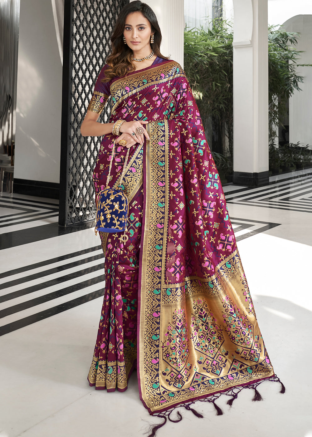 Buy MySilkLove Solid Purple Zari Woven Banarasi Patola Saree Online