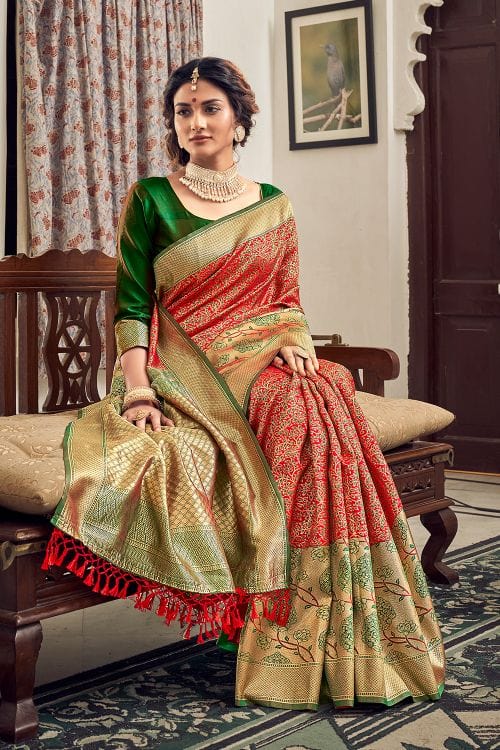 Buy MySilkLove Crail Red and Green Zari Woven Banarasi Saree Online