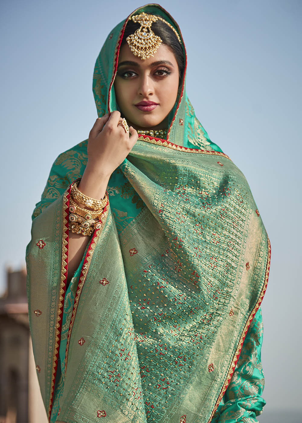 Buy MySilkLove Shiny Green Zari Woven Banarasi Silk Saree with Embroidered Blouse Online