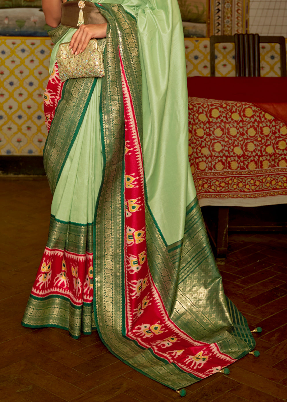 Buy MySilkLove Pine Glade Green Banarasi Patola Saree Online