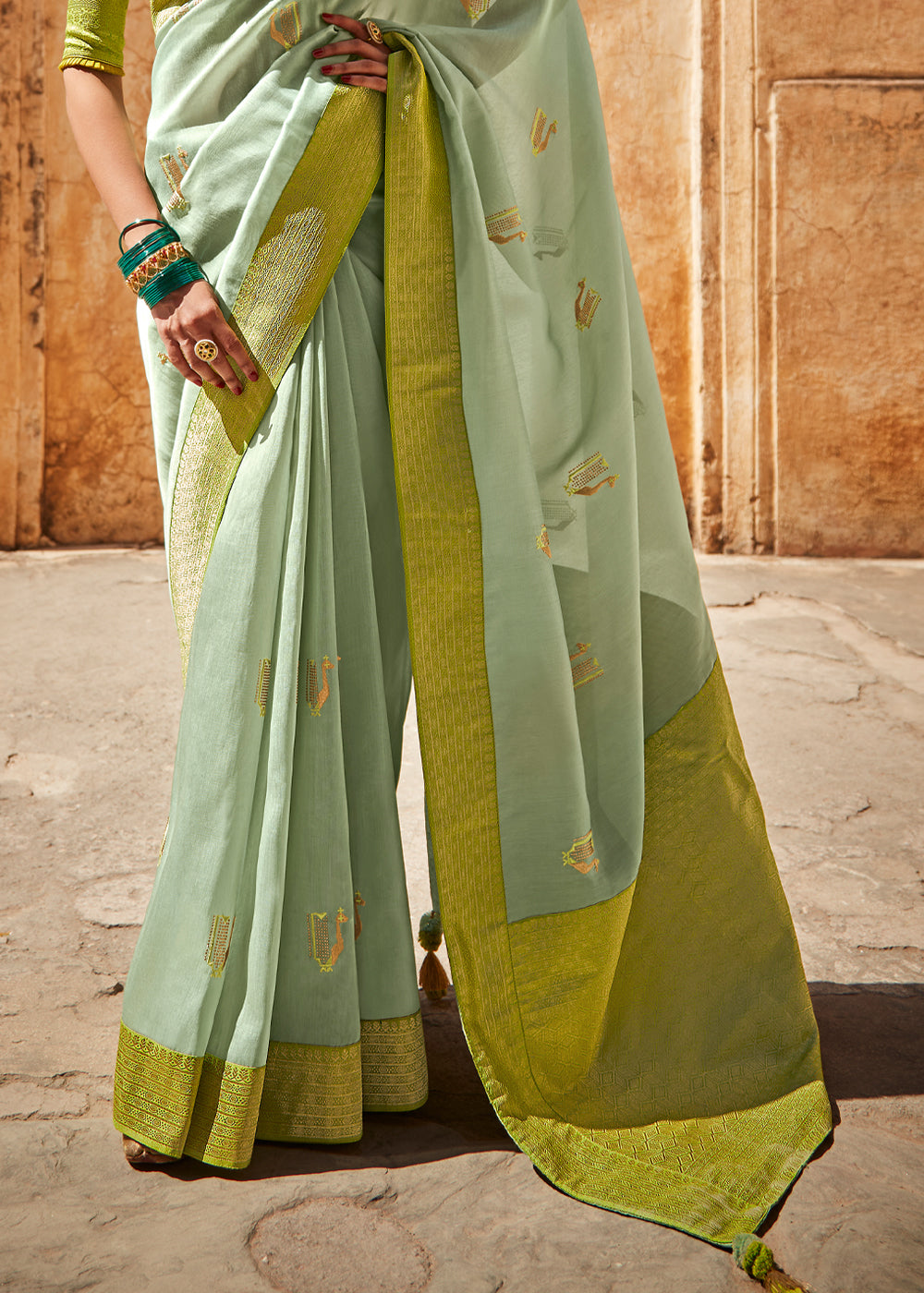 Buy MySilkLove Rainee Green Zari Woven Designer Banarasi Saree Online