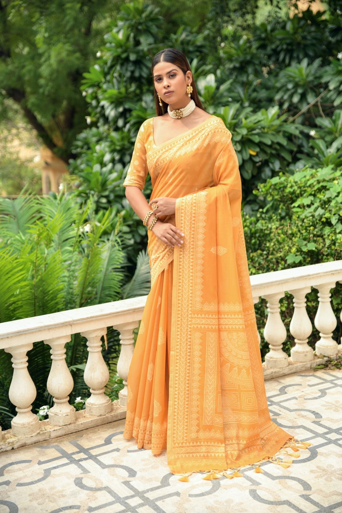 Buy MySilkLove Salomie Yellow Lucknowi Cotton Saree Online