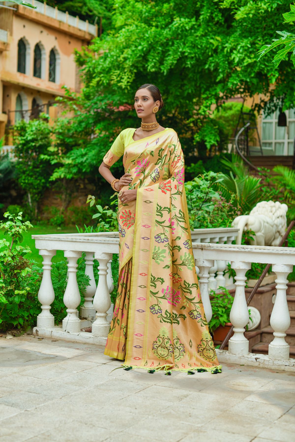 Buy MySilkLove Zombie Yellow Woven Banarasi Paithani Saree Online