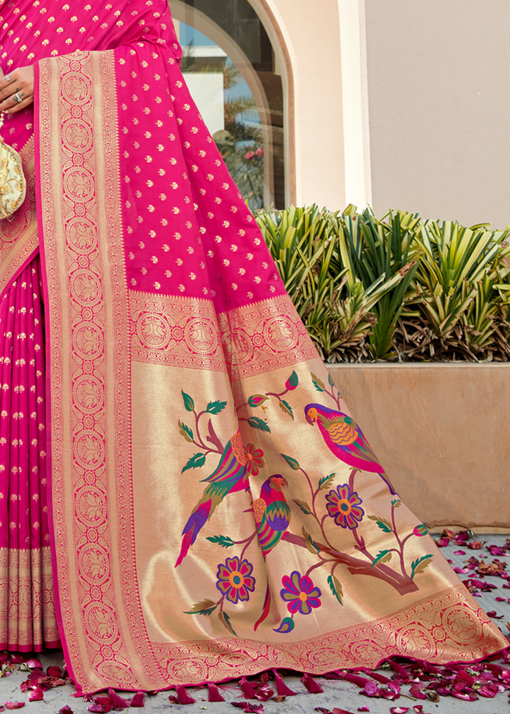 Buy MySilkLove French Rose Pink Woven Paithani Silk Saree Online