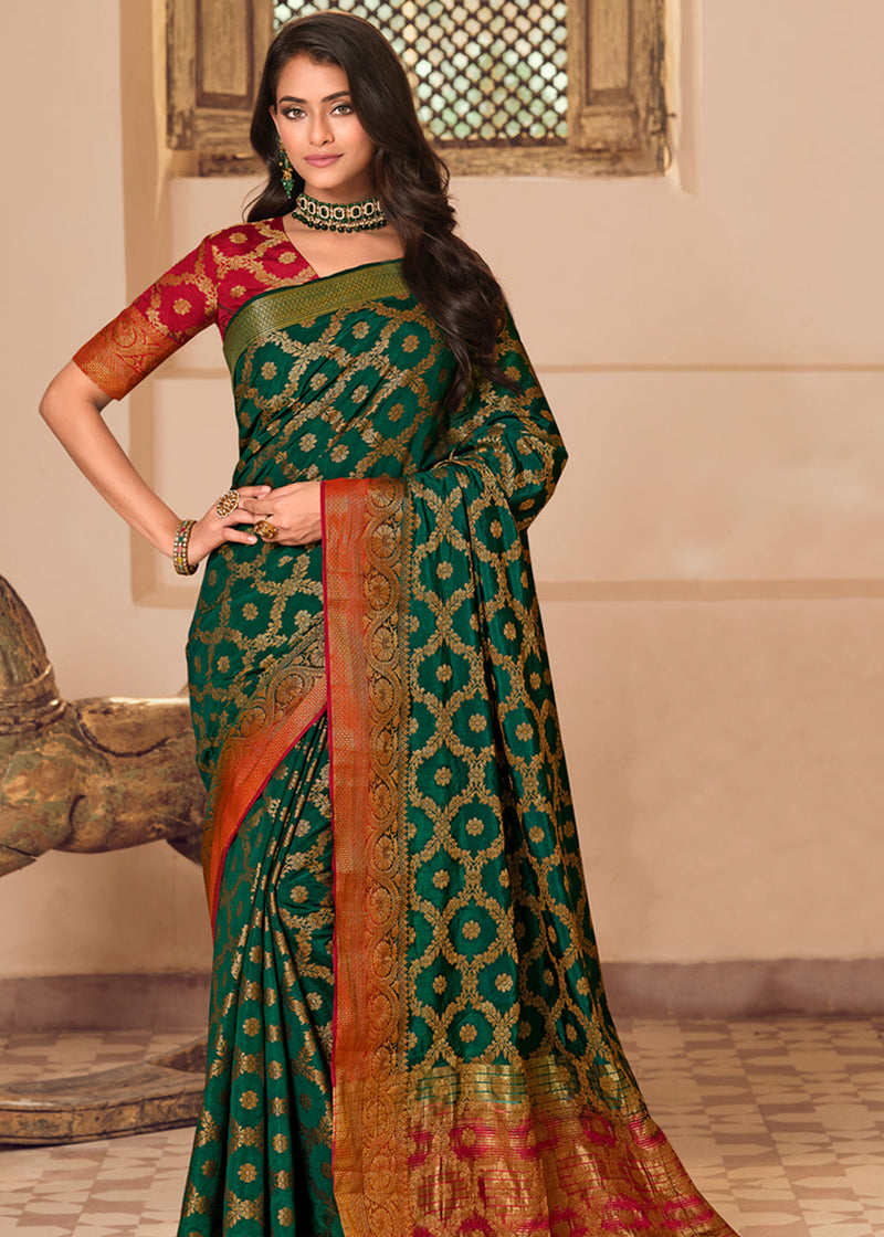 Desirable Green Soft Banarasi Silk Saree With Traditional Blouse Piece –  LajreeDesigner