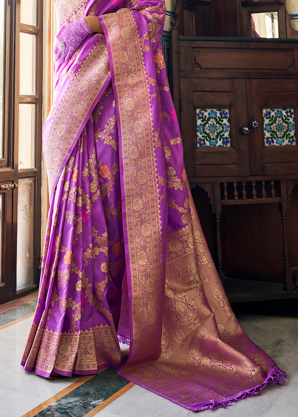 Buy MySilkLove Razzmic Berry Purple Zari Woven Dola Silk Saree Online