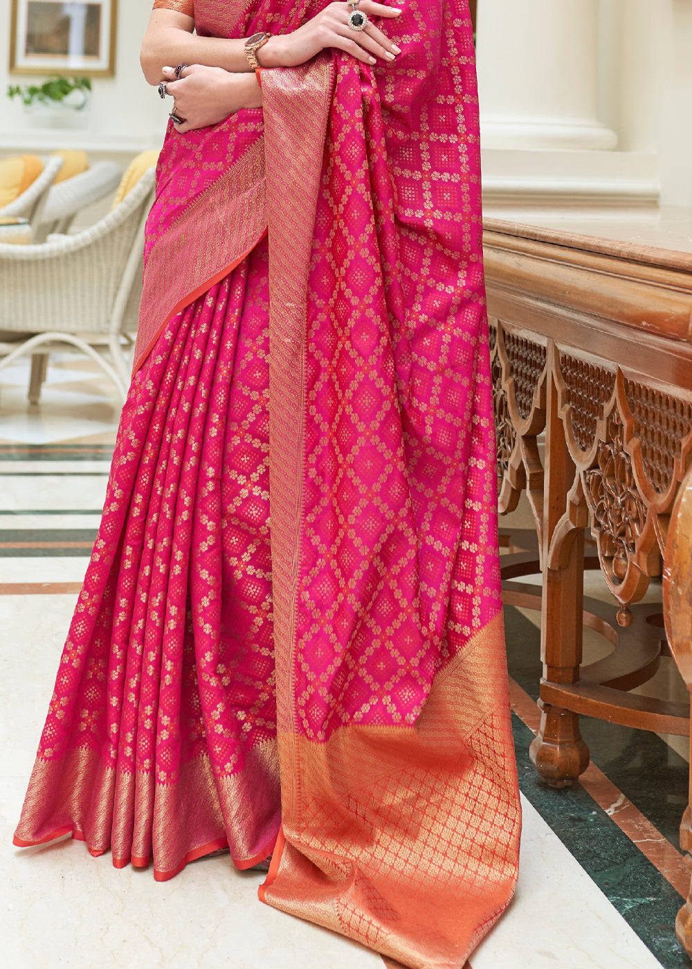 Buy MySilkLove Brick Pink and Orange Woven Handloom Patola Saree Online