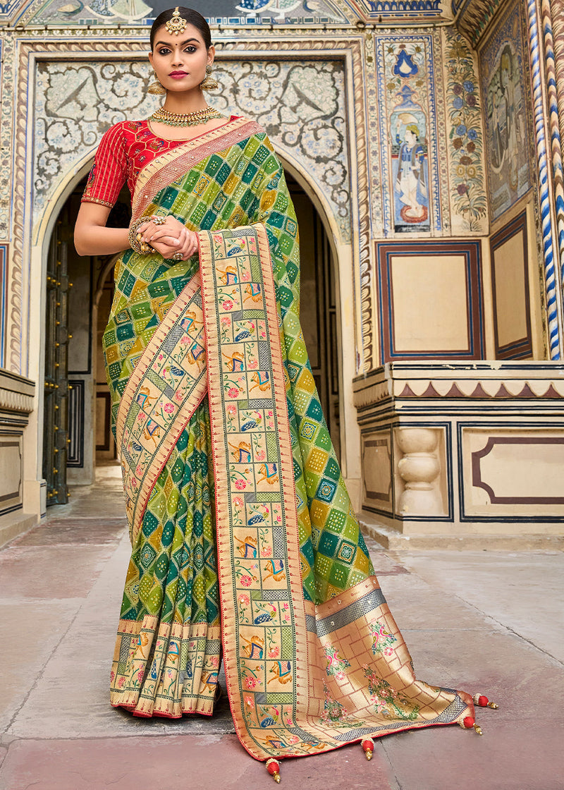 Buy sarees below 2000 rupees in India @ Limeroad