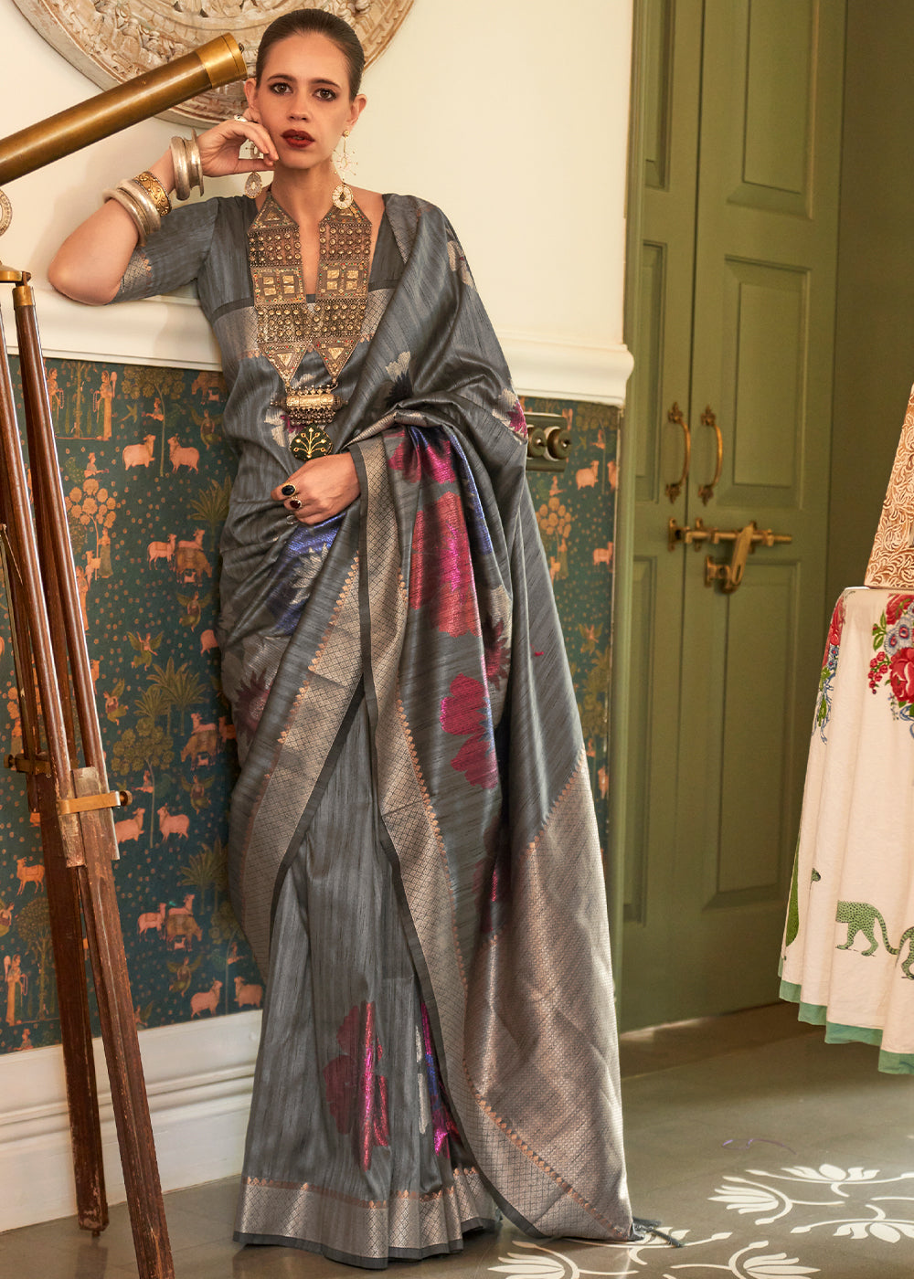 Buy MySilkLove Chicago Grey Woven Handloom Banarasi Silk Saree Online