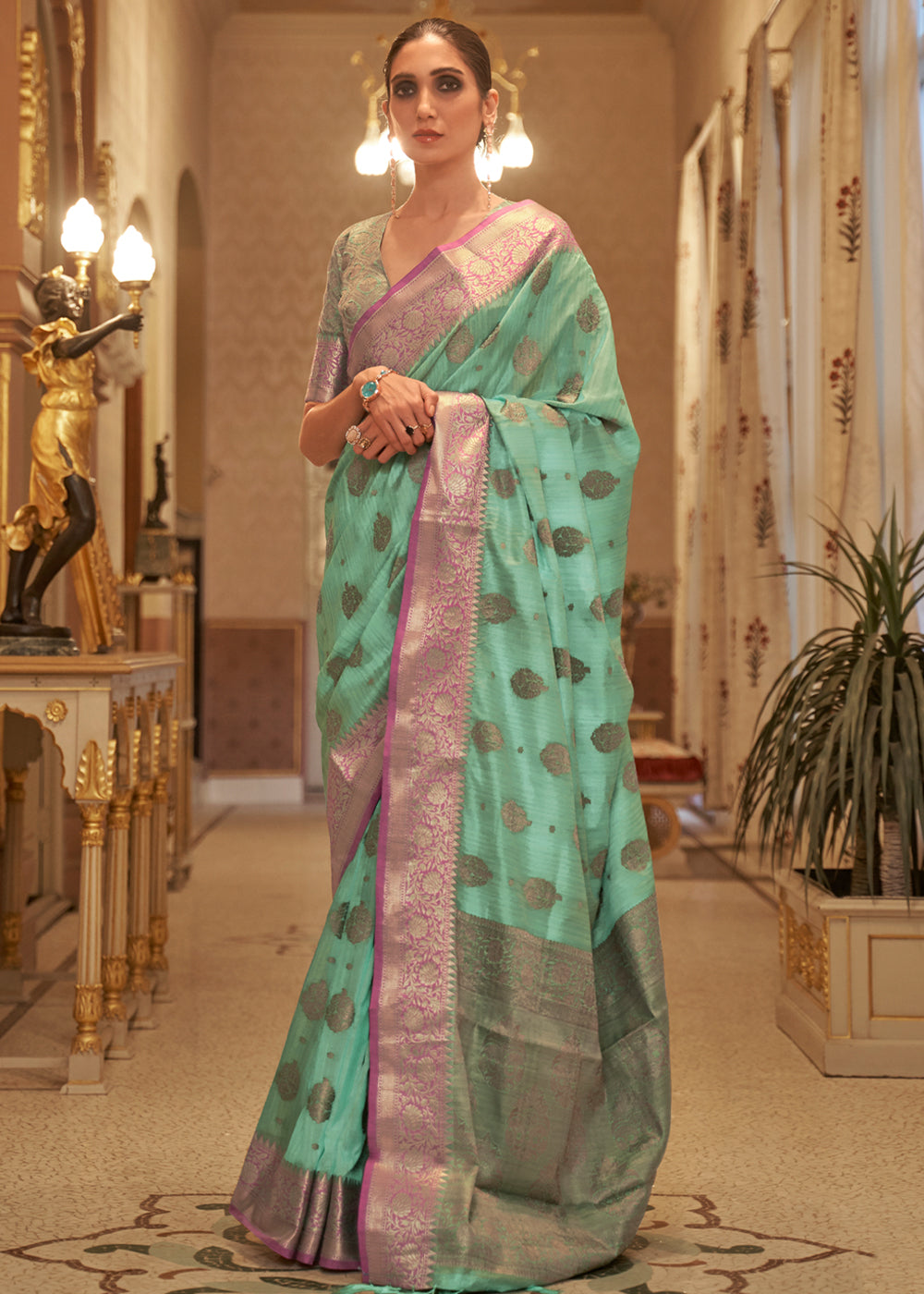Buy MySilkLove Bay Leaf Green Zari Woven Banarasi Linen Saree Online
