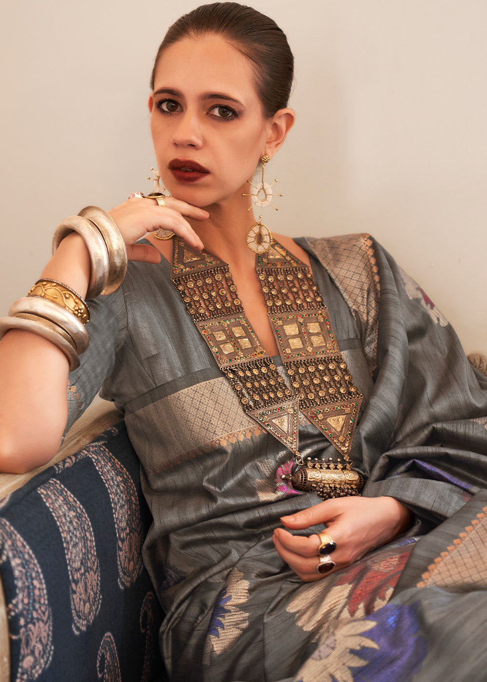 Buy MySilkLove Chicago Grey Woven Handloom Banarasi Silk Saree Online