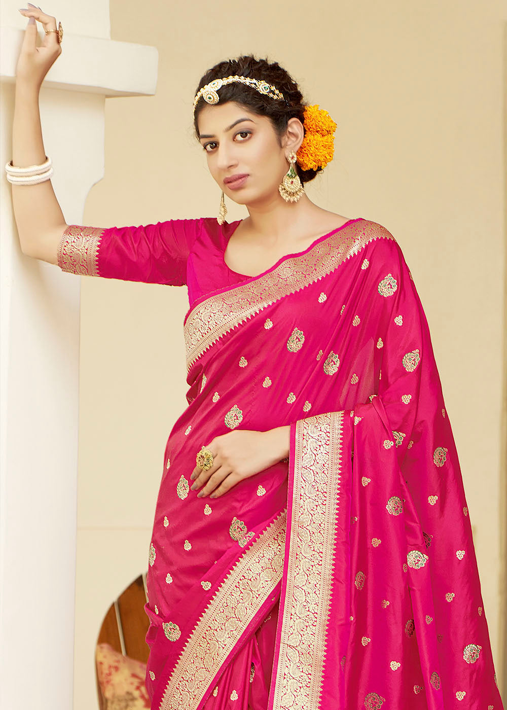 Buy MySilkLove Tulip Pink Zari Woven Banarasi Silk Saree with Butti Work Online