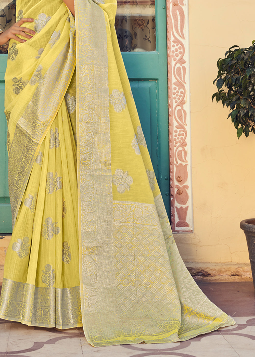 Buy MySilkLove Witch Haze Yellow Zari Woven Banarasi Linen Saree Online