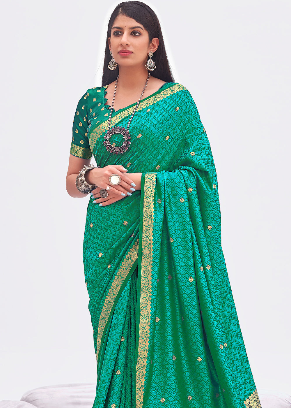 Buy MySilkLove Fountain Green Zari Woven Banarasi Saree Online