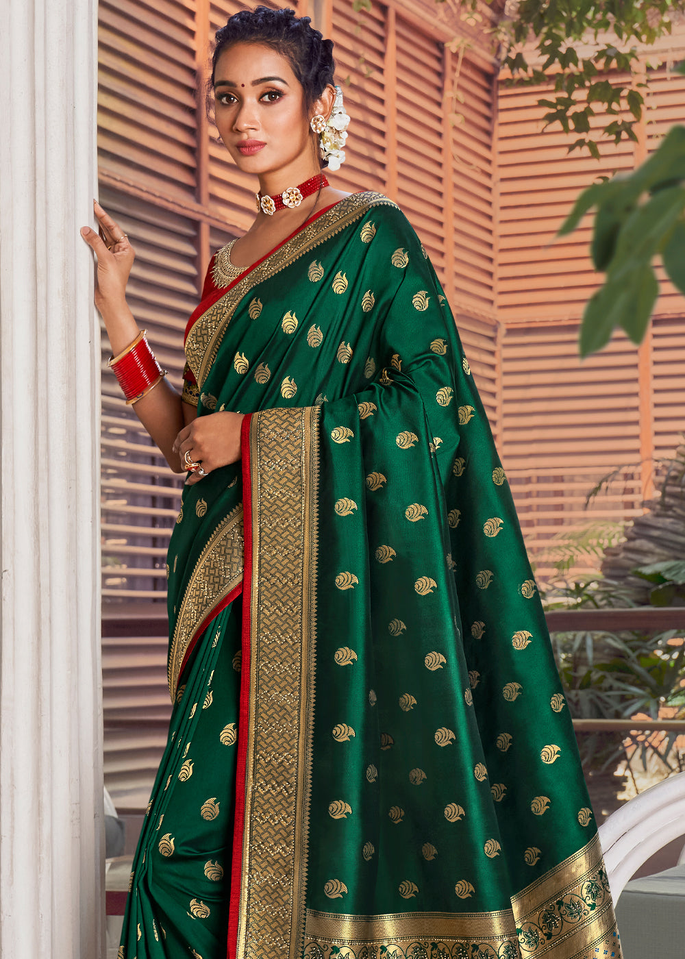 Buy MySilkLove Dark Green and Red Zari Woven Banarasi Brocade Saree Online