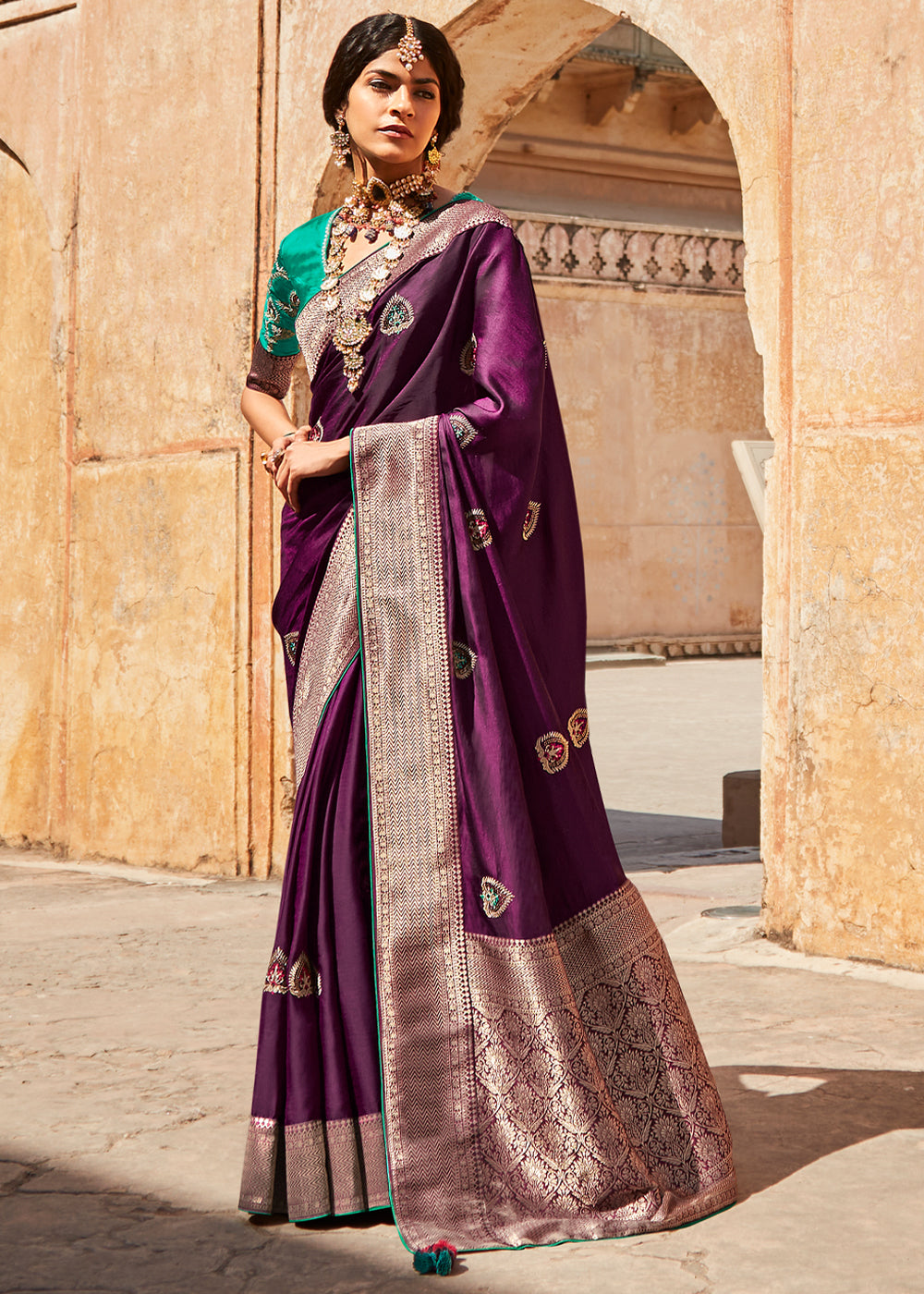 Buy MySilkLove Livid Purple and Green Zari Woven Designer Banarasi Saree Online