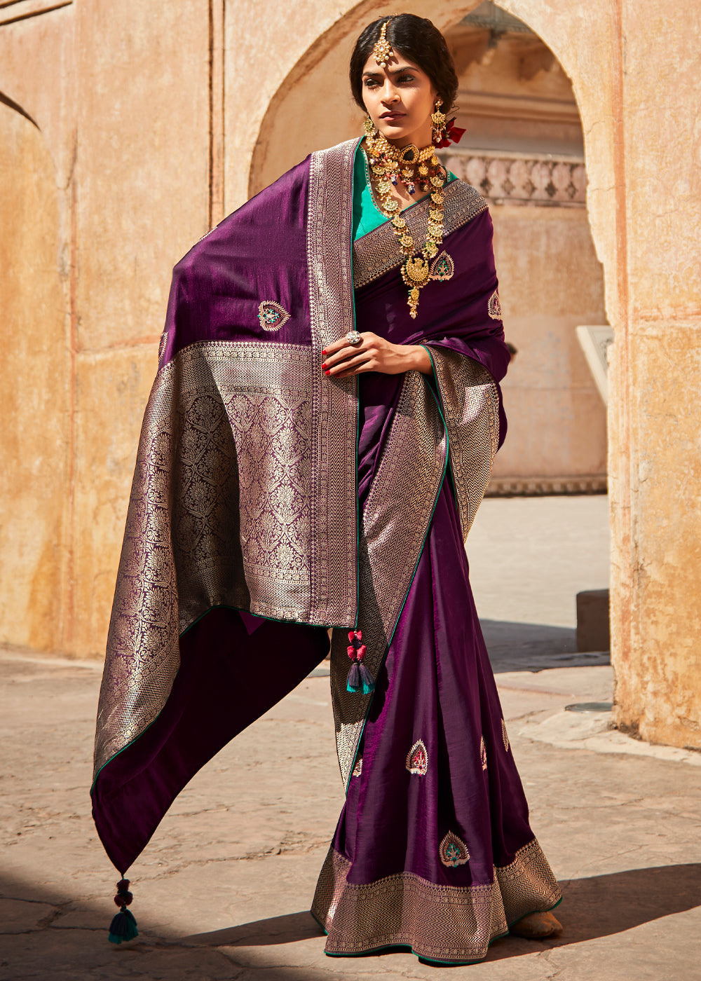 Buy MySilkLove Livid Purple and Green Zari Woven Designer Banarasi Saree Online