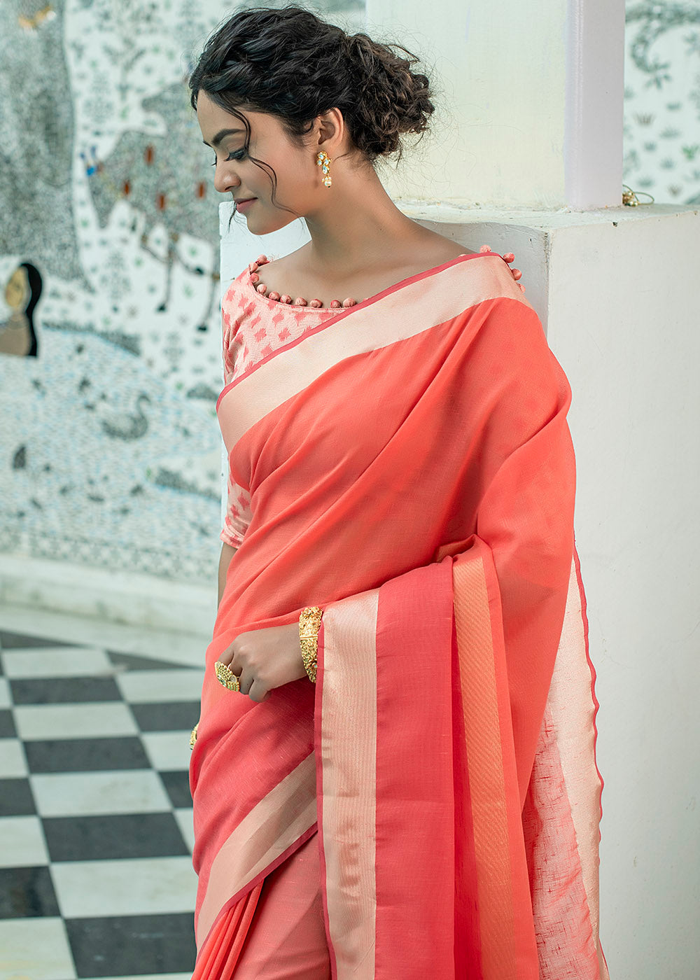 Buy MySilkLove Pearl Red Zari Woven Linen Saree Online