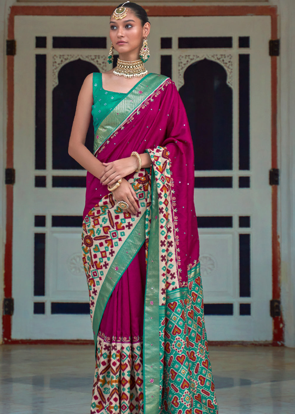 Buy MySilkLove Camelot Dark Pink and Green Woven Patola Silk Saree Online