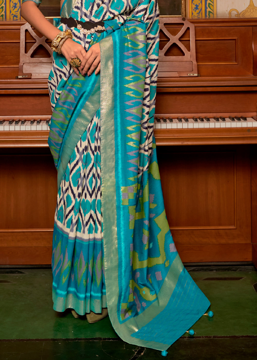 Buy MySilkLove Tradewind White and Blue Patola Silk Saree Online