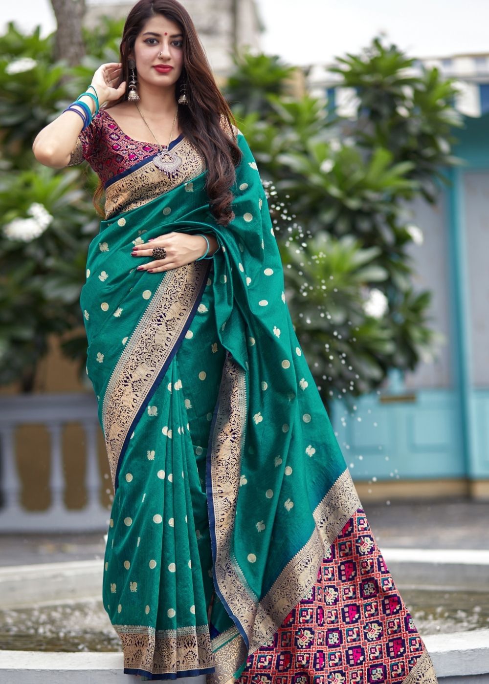 Buy MySilkLove Faded Jade Green Zari Woven Banarasi Saree Online