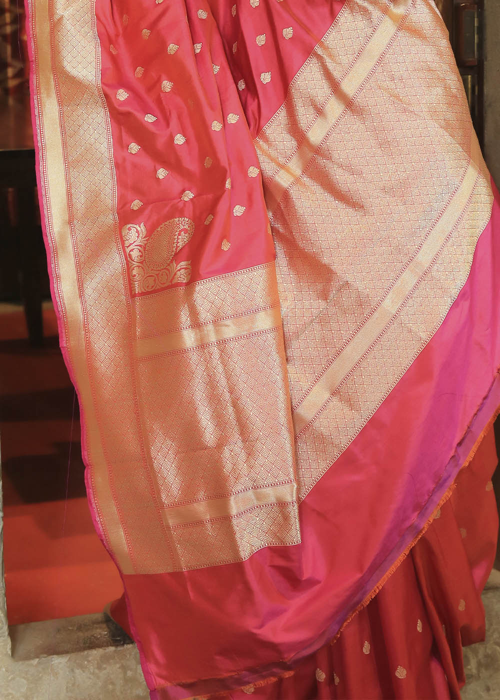 Buy MySilkLove Fiery Rose Katan Pure Silk Handwoven Konia Booti Saree Online